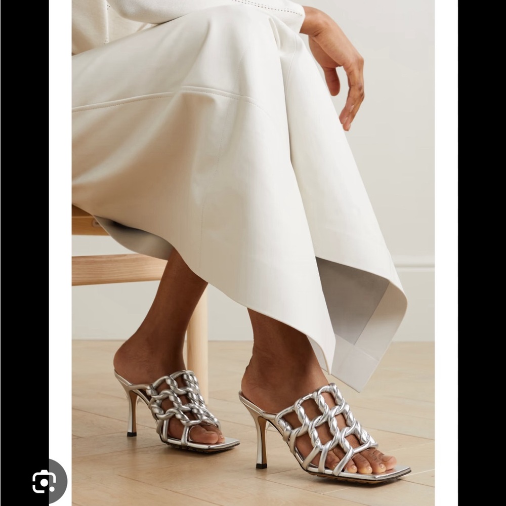 Bottega Veneta Silver Stretch Mules. Size FR 37